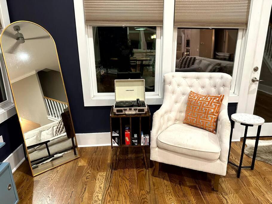 The Color Chord L 3Br In East Nashville With Rooftop Hot Tub Exterior photo