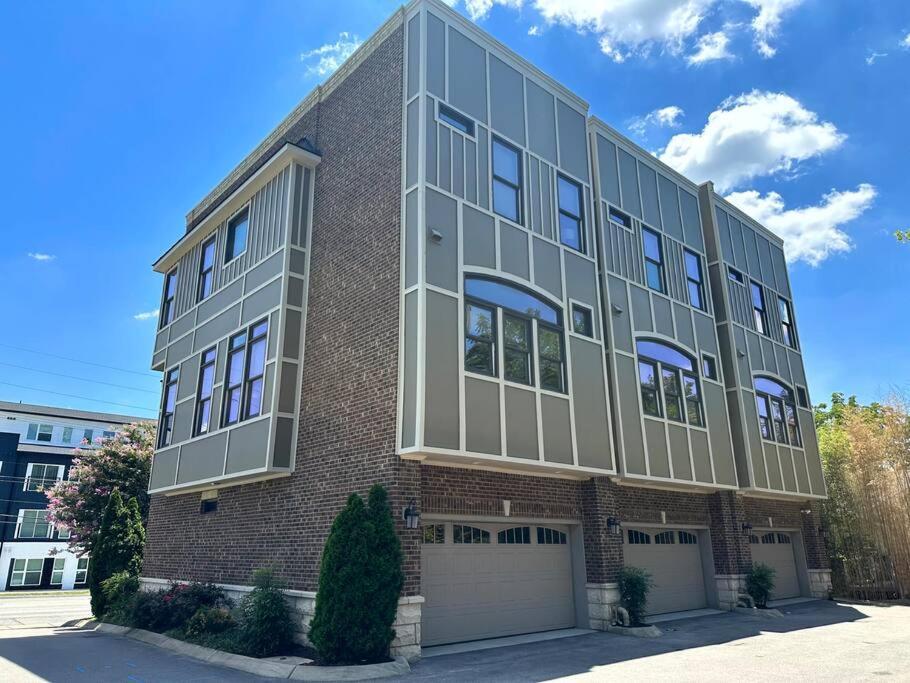 The Color Chord L 3Br In East Nashville With Rooftop Hot Tub Exterior photo